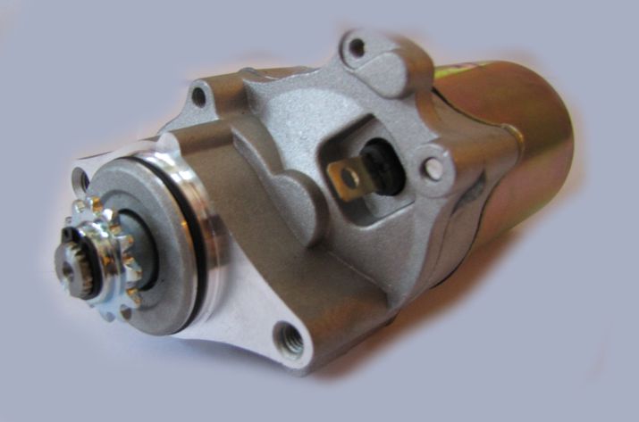 Электростартер 4Т 153FMI, 154FMI, 156FMJ двигатель YX125, YX140 (эл.стартер) 12зуб.