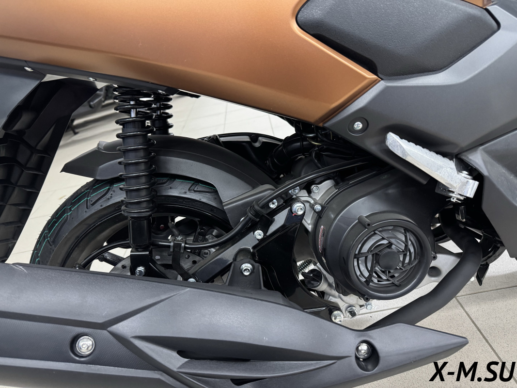 Скутер X-MOTORS MAX - 200cc - Yamaha TMAX