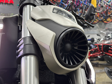 Мотоцикл Benda LFC 700