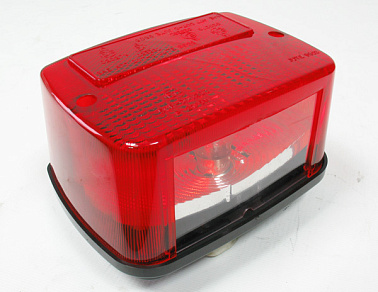 Фонарь задний (см.аналог - LU053550) 371810-104-0000