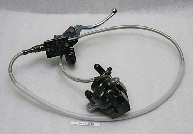 Тормоз передний в сборе PH10  41600125