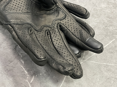 Перчатки взрослые REVIT XD2-56 с перфорацией цв. Черный р. XL