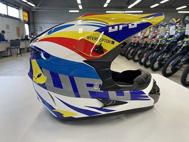 Шлем кроссовый HETOSHI UFD XD1-43 цв. Бело-сине-красно-желтый р. XL