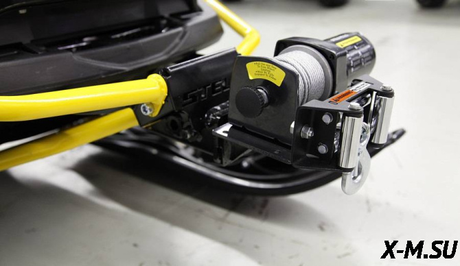 Кронштейн для крепления лебедки под квадрат (черный) S800 5900300