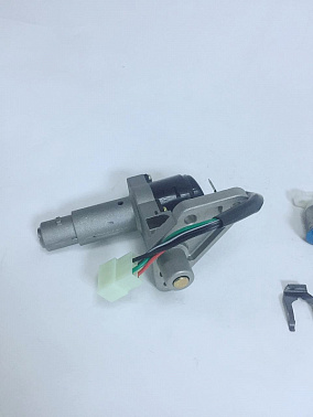 Замки комплект 157QMJ 150см3