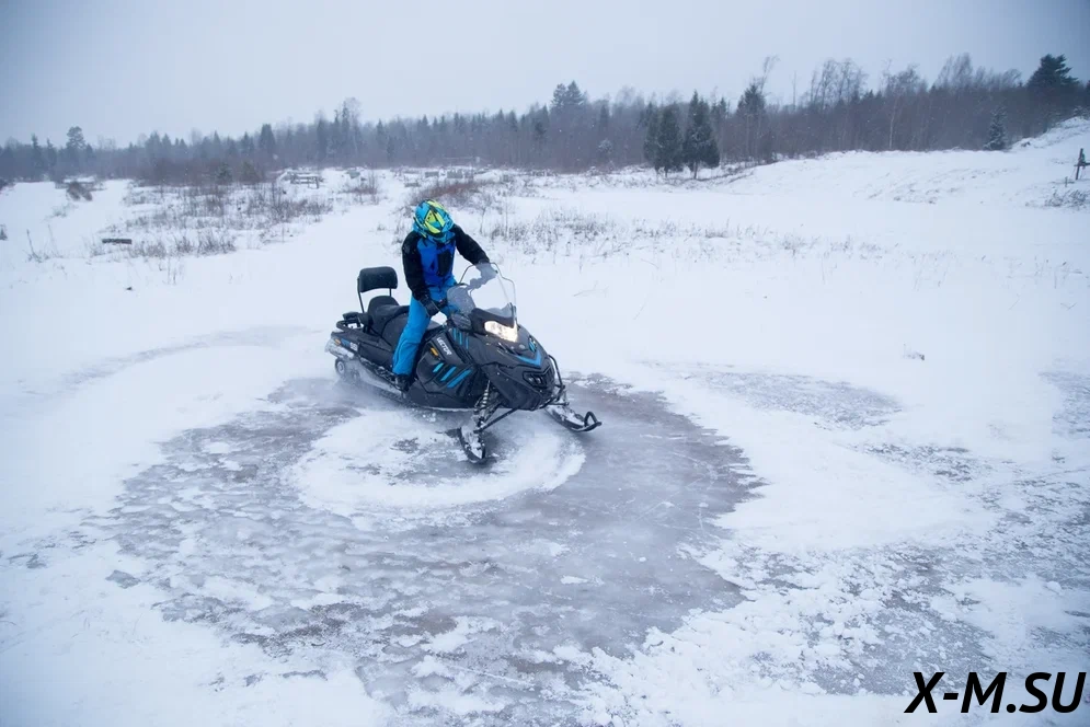 Снегоход Русская механика РМ VECTOR 551I