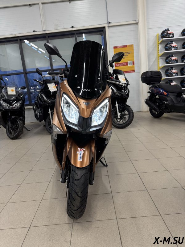 Скутер X-MOTORS MAX - 200cc - Yamaha TMAX